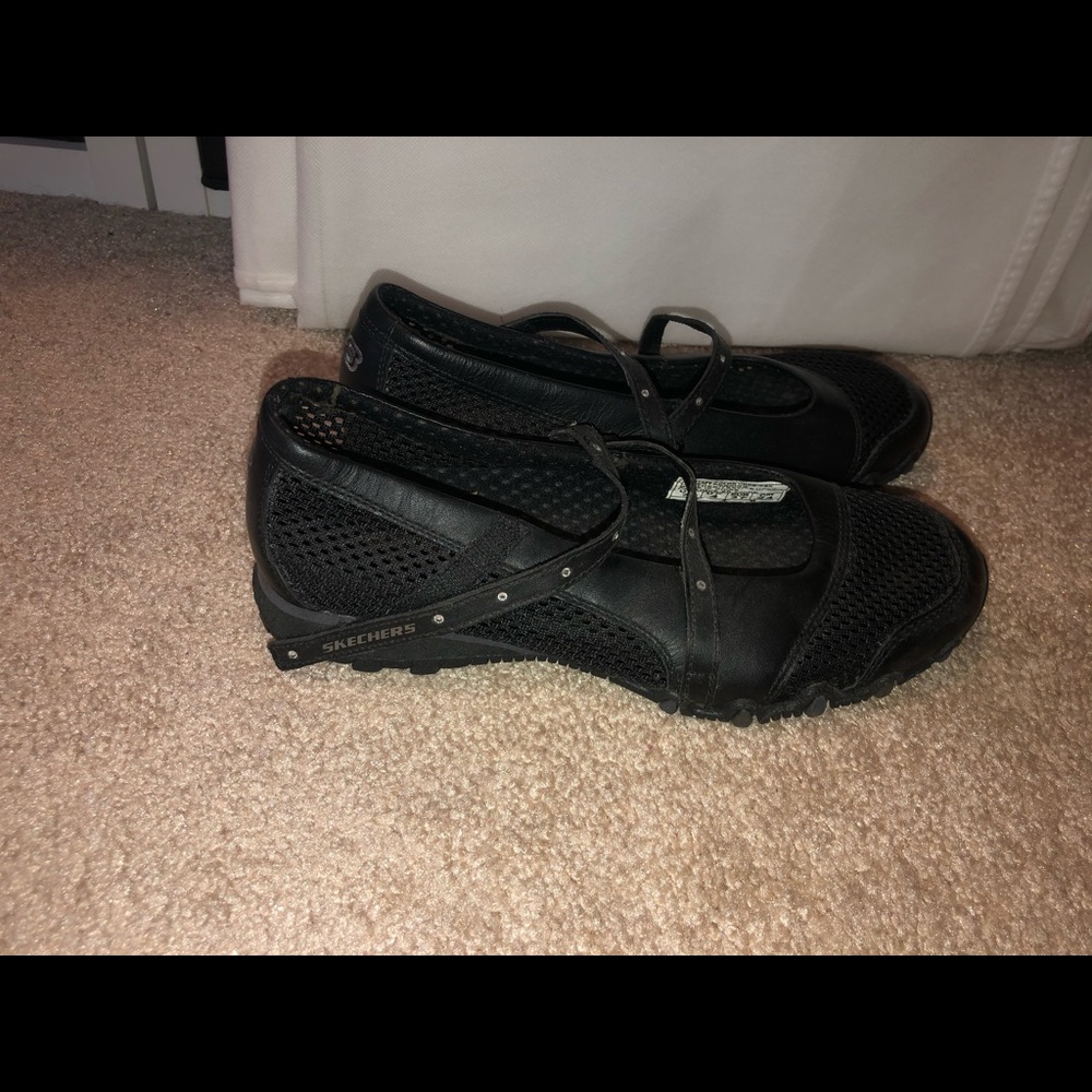 Sketchers flats